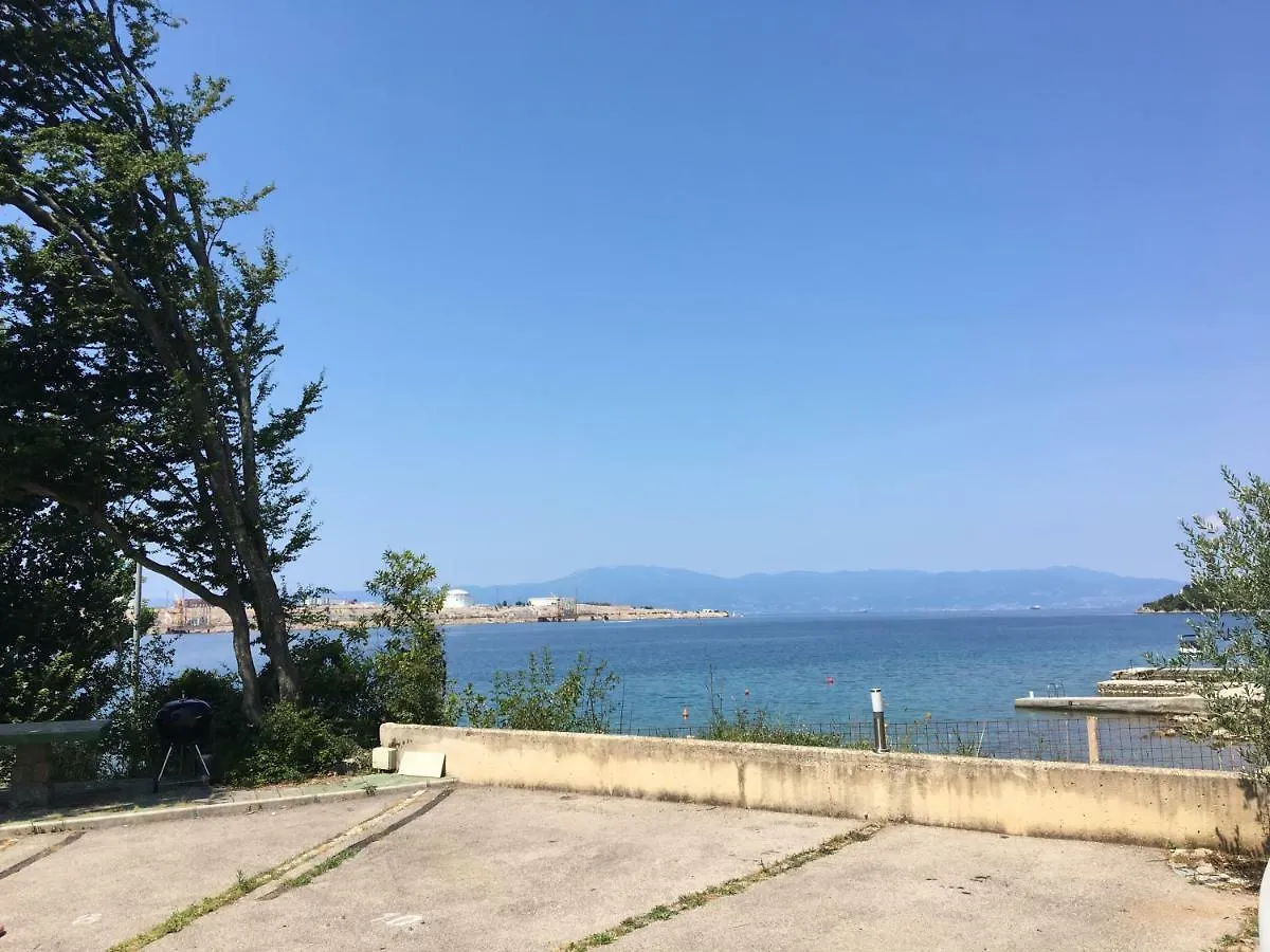 Apartment Villa Orka Omisalj