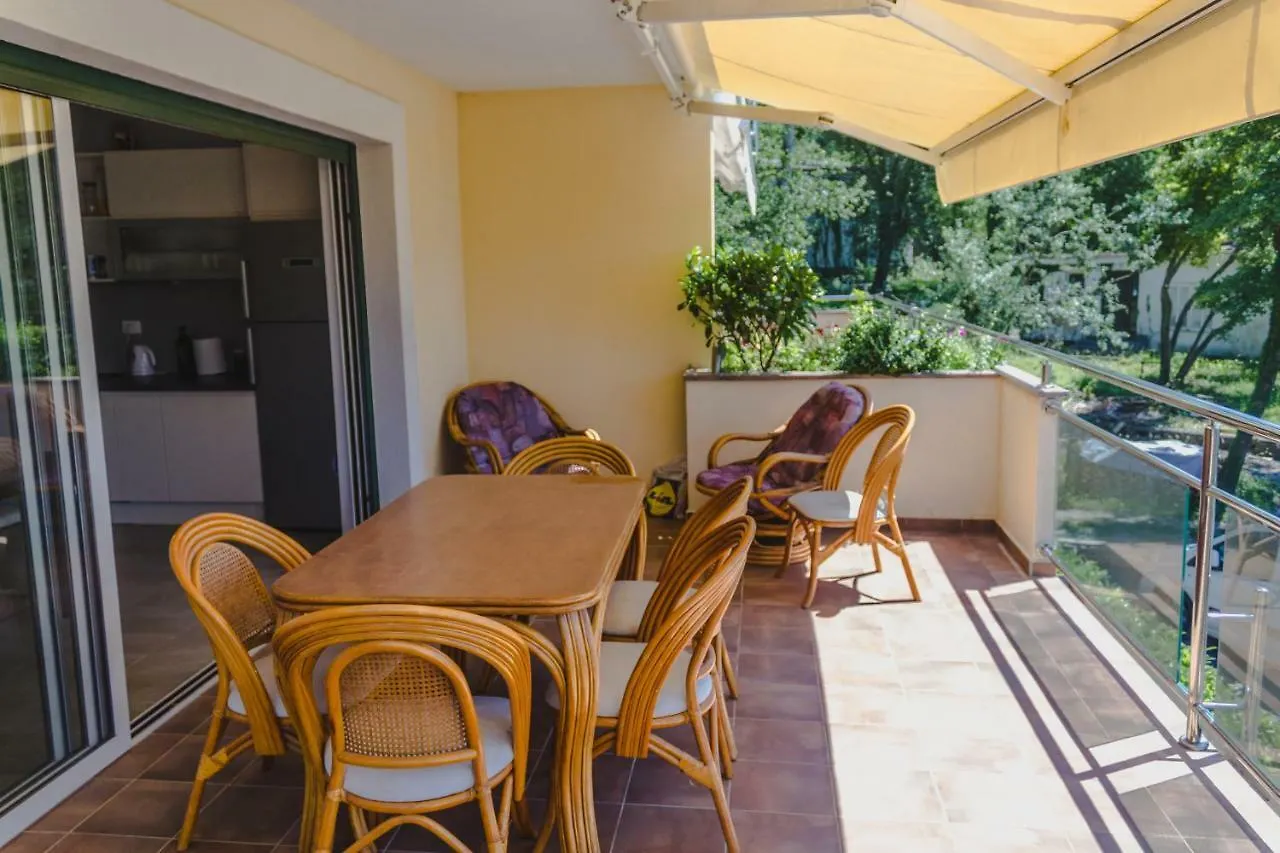 Villa Orka Omisalj Apartment